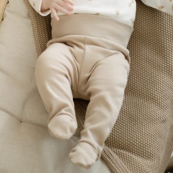 Pinokio - Lovely Day uniszex lábfejes baba nadrág bézs 56