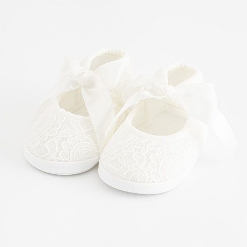 NEW BABY cipő_07_3-6 Gyönyörű kislány csipkés elegáns cipő krém