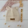 Zyzio & Zuzia uniszex KAZUM kétrétegű kötött sapka fülecskékkel felhajtható fazonban latte bézs 4-8 hónap (42-44 cm)