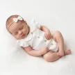 Zyzio & Zuzia kislány 3 részes muszlin baba szett bodyval, vállpántos szoknyával és hajpánttal fehér 74