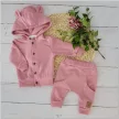 Zyzio & Zuzia kislány 2 részes baba melegítő szett gombos kapucnis felsővel és nadrággal rózsaszín 62