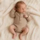 Zyzio & Zuzia kisfiú babával növekvő bordázott hosszú ujjú pamut body mokkabarna 56/62