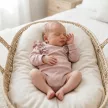 Zyzio & Zuzia kislány babával együtt növő hosszú ujjú body fodorral púderrózsaszín 56/62