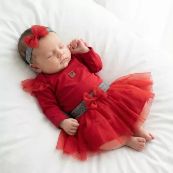   Zyzio & Zuzia kislány 3 részes tüllszoknyás baba együttes bodyval és hajpánttal piros 56